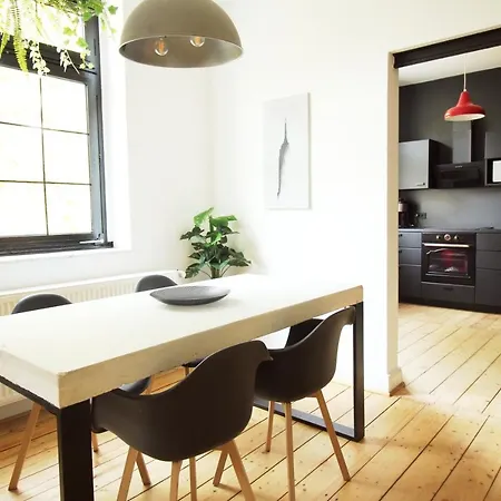 Zentrales Newyork-designapartment Mit 2 Betten Nahe Messe L Flughafen Apartment Duisburg